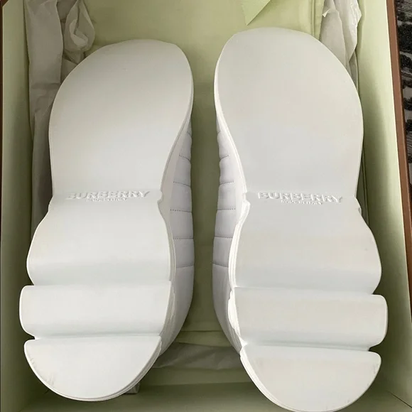 Burberry Leather Quilted White Sneakers - Picture 6 of 17